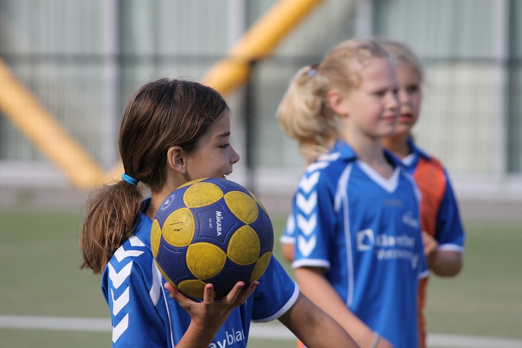 KVT E2 tegen DSC 025.jpg